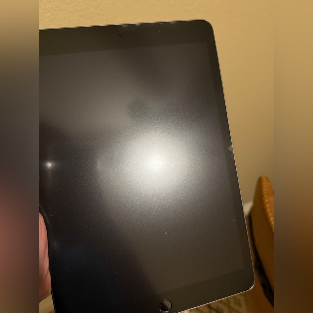 Apple iPad 9th gen Wi-Fi 64GB - 10.2-inch - Space Gray - With Box